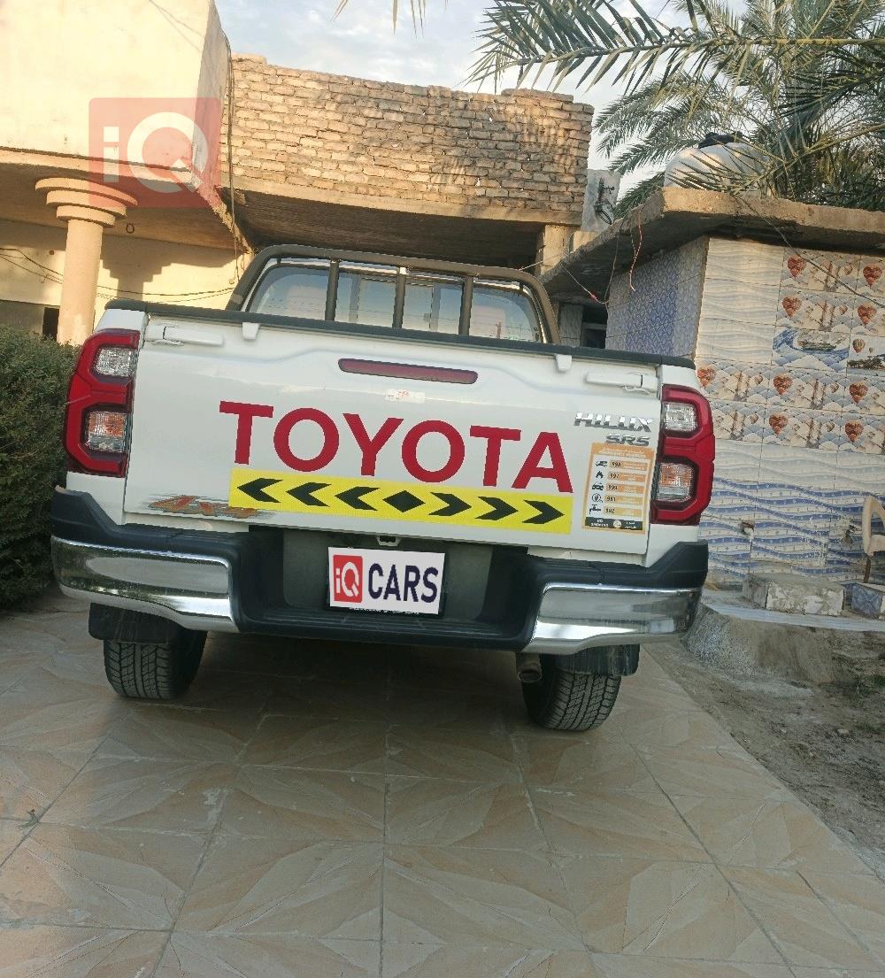 تويوتا هايلوكس